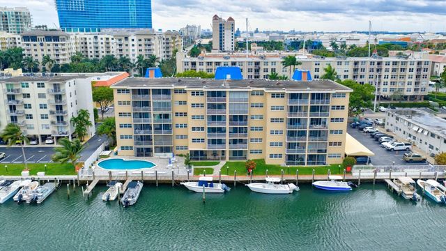 1617 SE 15th Street, Fort Lauderdale, FL 33316
