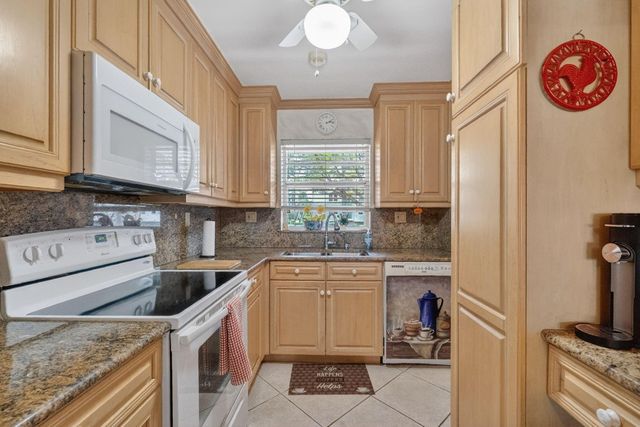 1617 SE 15th Street, Fort Lauderdale, FL 33316