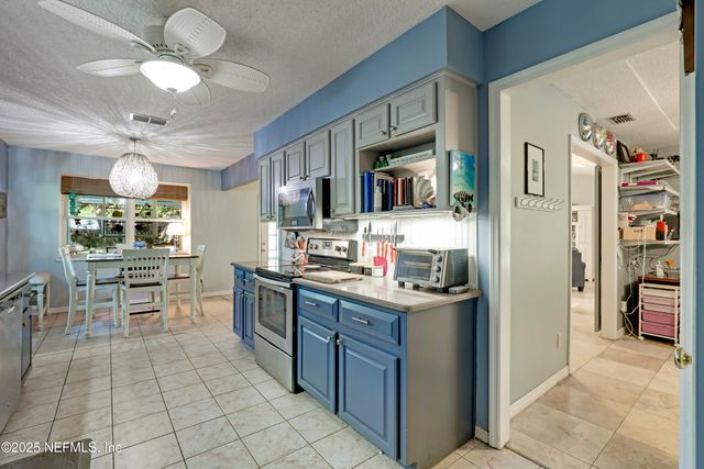 1242 WILD TURKEY Court, St. Johns, FL 32259