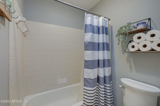 1242 WILD TURKEY Court, St. Johns, FL 32259