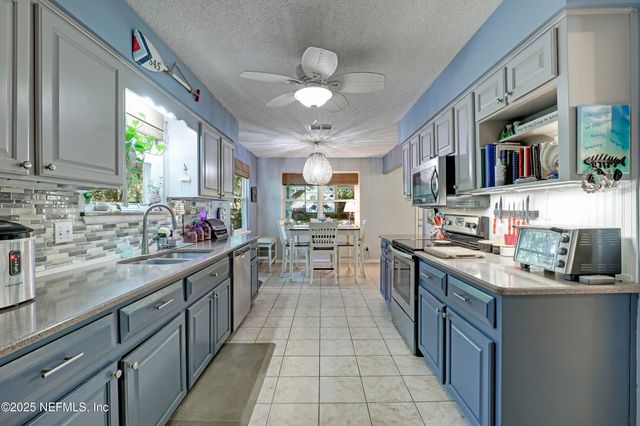 1242 WILD TURKEY Court, St. Johns, FL 32259