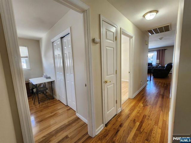 830 Pennsylvania Avenue, Lyndhurst, NJ 07071