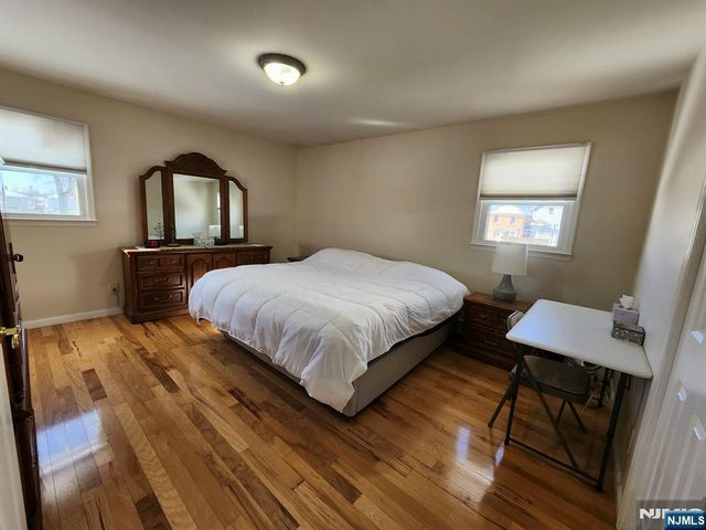 830 Pennsylvania Avenue, Lyndhurst, NJ 07071