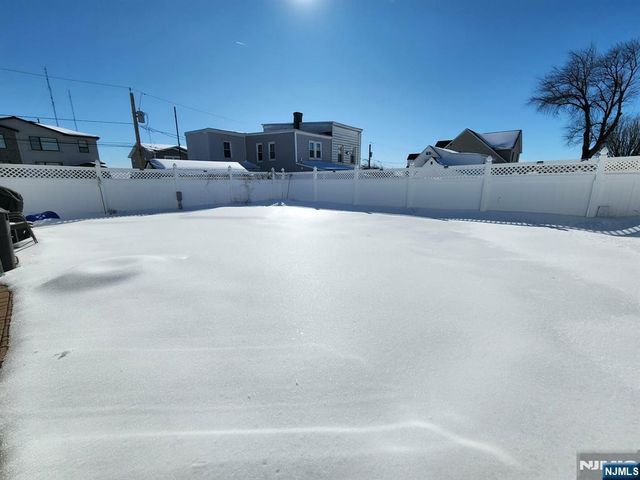 830 Pennsylvania Avenue, Lyndhurst, NJ 07071