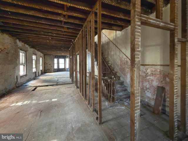 421 N PRESTON ST, Philadelphia, PA 19104