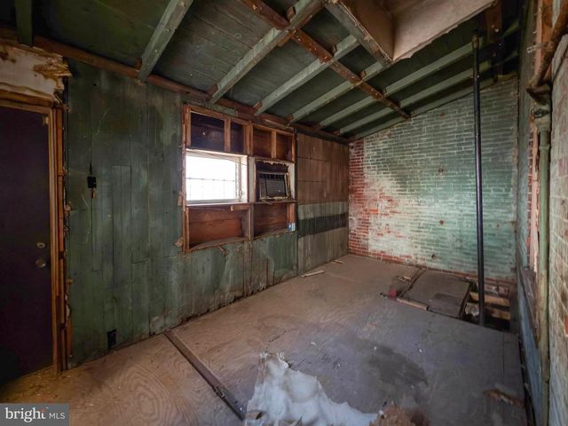 421 N PRESTON ST, Philadelphia, PA 19104