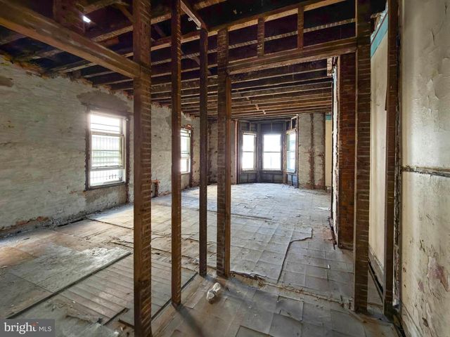 421 N PRESTON ST, Philadelphia, PA 19104