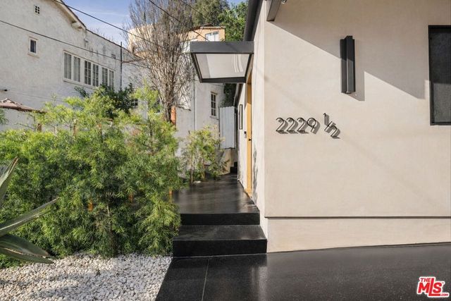 2229 Willetta Street, Los Angeles, CA 90068