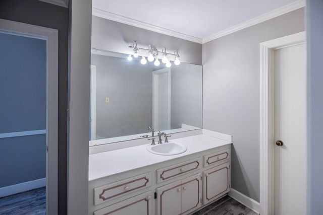 104 Talbot Dr, Houma, LA 70360