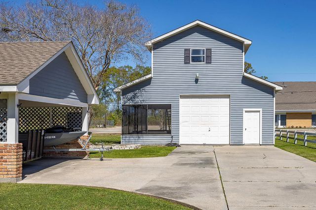 104 Talbot Dr, Houma, LA 70360