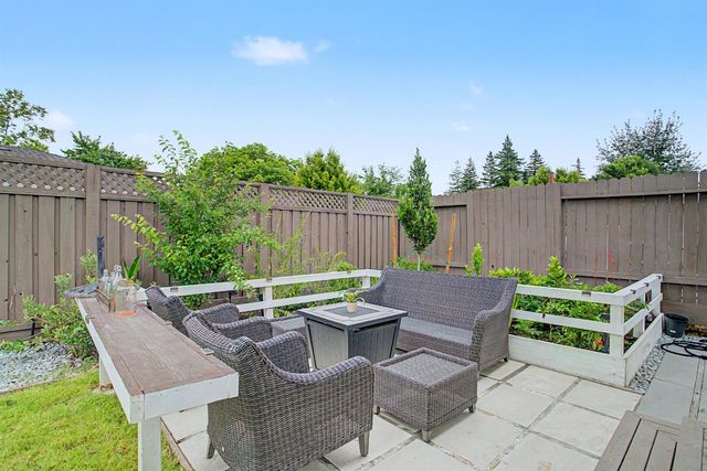 2707 Latham Dr, Sacramento, CA 95864