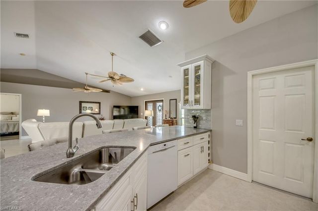2301 SW 28th LN, Cape Coral, FL 33914