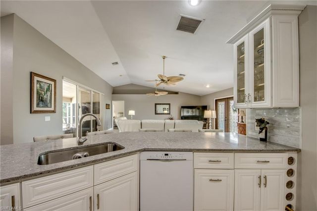 2301 SW 28th LN, Cape Coral, FL 33914