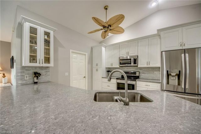2301 SW 28th LN, Cape Coral, FL 33914