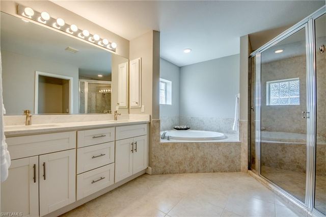 2301 SW 28th LN, Cape Coral, FL 33914