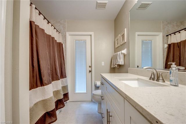 2301 SW 28th LN, Cape Coral, FL 33914