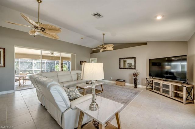 2301 SW 28th LN, Cape Coral, FL 33914