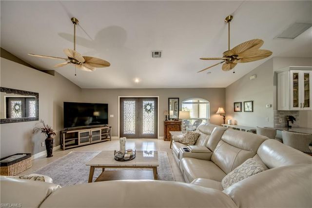 2301 SW 28th LN, Cape Coral, FL 33914