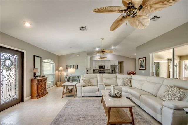 2301 SW 28th LN, Cape Coral, FL 33914