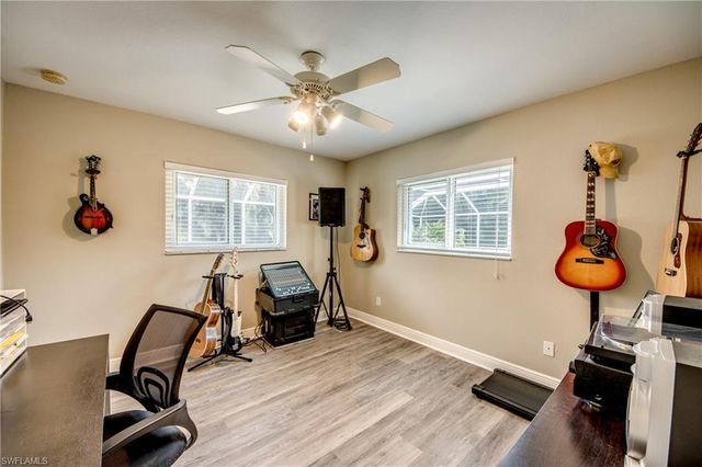2301 SW 28th LN, Cape Coral, FL 33914