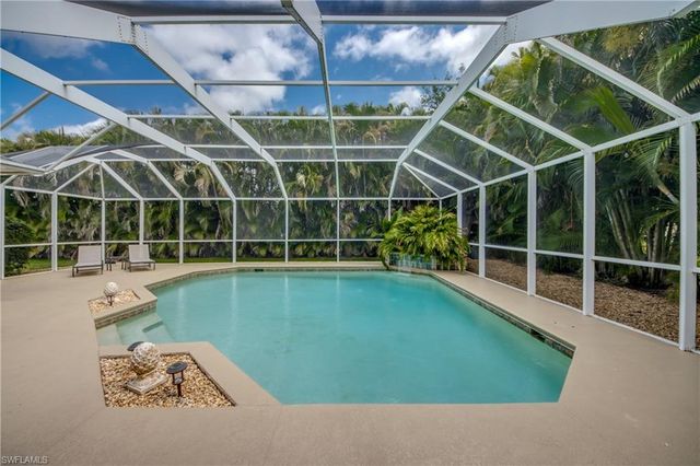 2301 SW 28th LN, Cape Coral, FL 33914