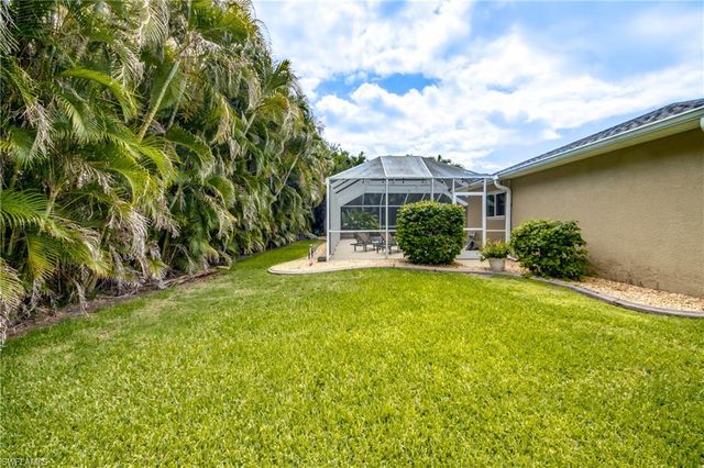 2301 SW 28th LN, Cape Coral, FL 33914