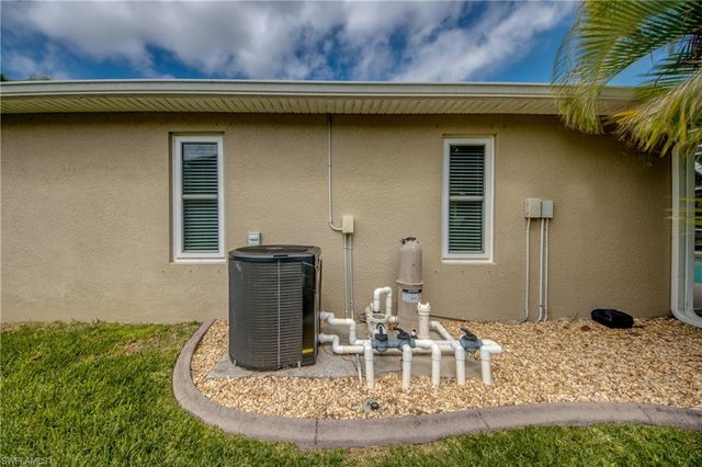 2301 SW 28th LN, Cape Coral, FL 33914