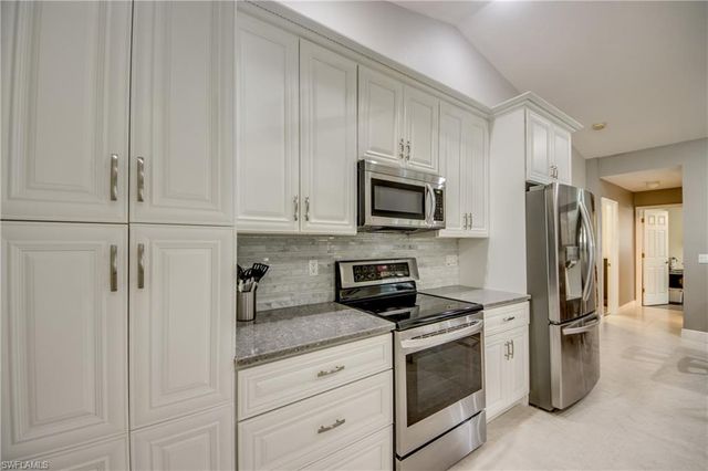 2301 SW 28th LN, Cape Coral, FL 33914