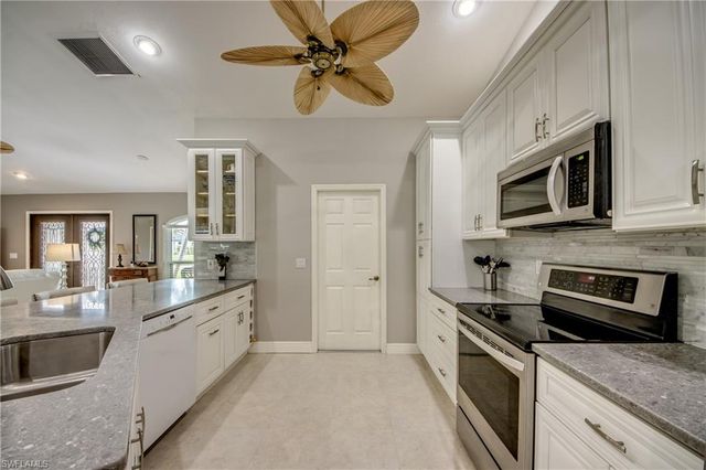 2301 SW 28th LN, Cape Coral, FL 33914