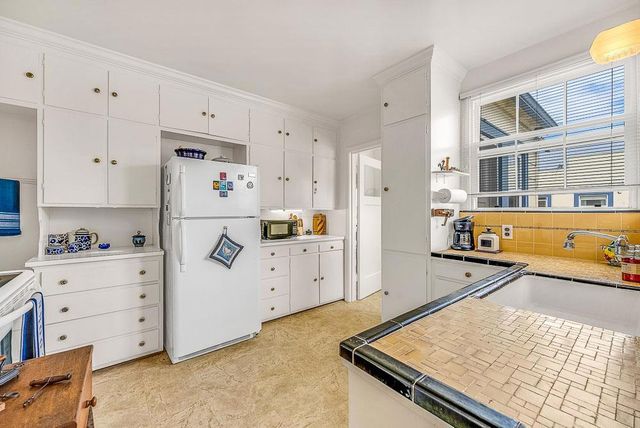 Cayuga Street, Salinas, CA 93901