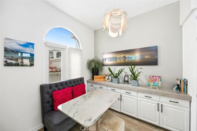 876 Cofair Court, Solana Beach, CA 92075