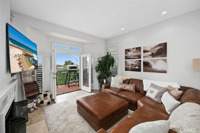 876 Cofair Court, Solana Beach, CA 92075