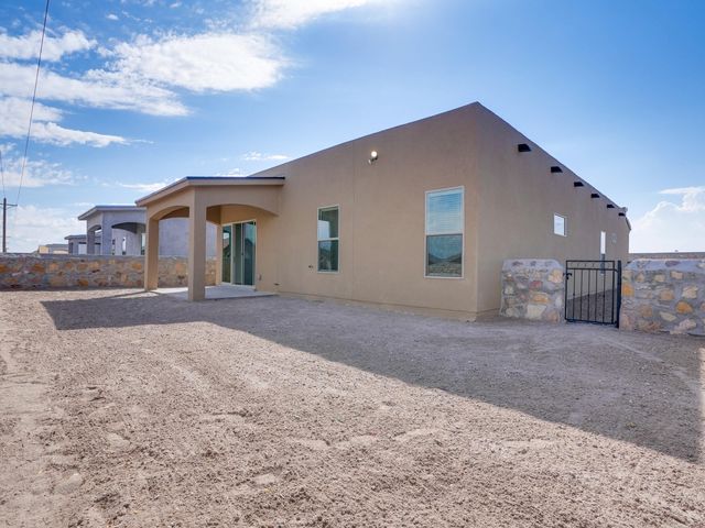 392 FRODSHAM Street, Horizon City, TX 79928