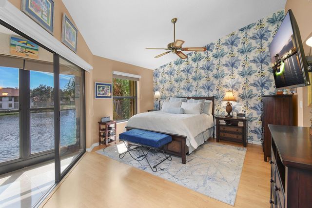 6040 SE Martinique Dr 201, Stuart, FL 34997