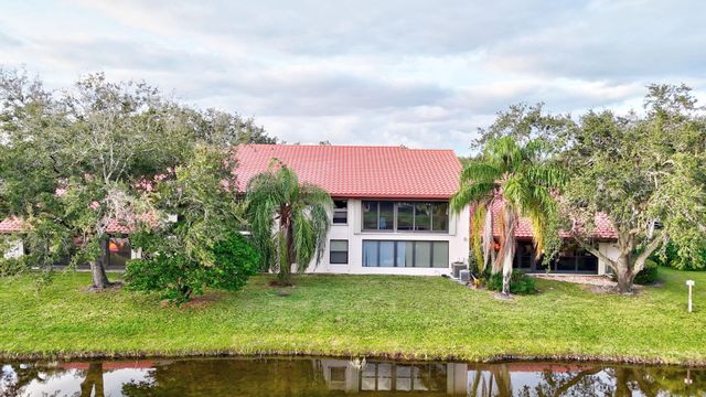 6040 SE Martinique Dr 201, Stuart, FL 34997