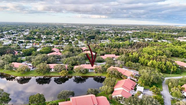 6040 SE Martinique Dr 201, Stuart, FL 34997