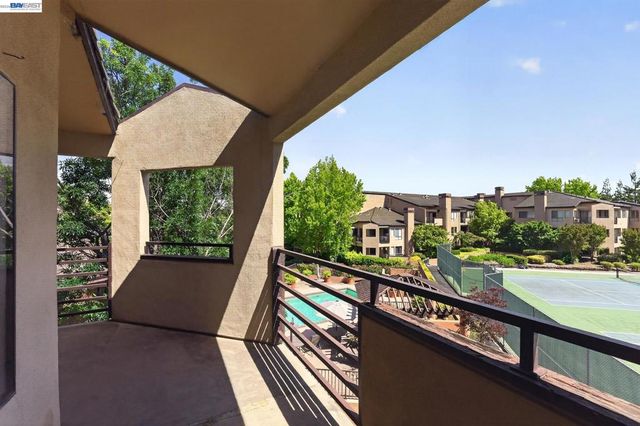39109 Guardino Dr 341, Fremont, CA 94538