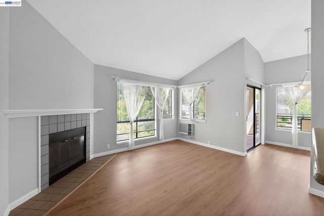 39109 Guardino Dr 341, Fremont, CA 94538