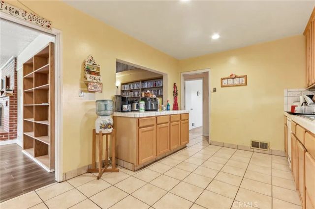 1429 Kellogg Avenue, Corona, CA 92879