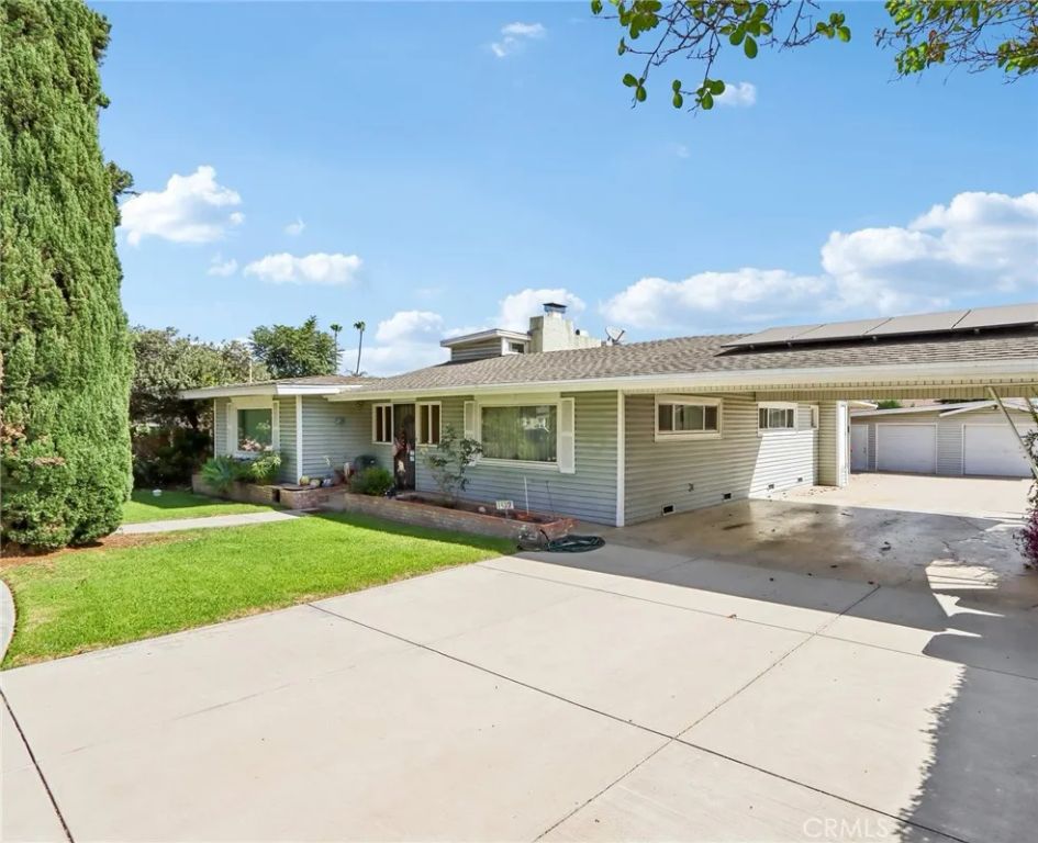 1429 Kellogg Avenue, Corona, CA 92879