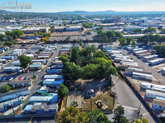 30 Shangra La Drive, Colorado Springs, CO 80907