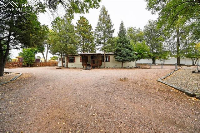 30 Shangra La Drive, Colorado Springs, CO 80907