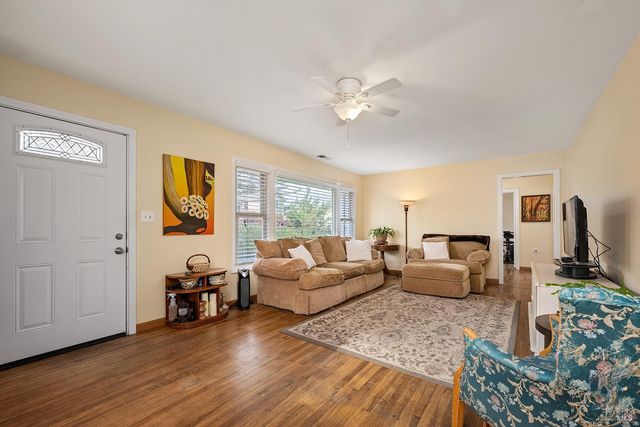 375 Florence Ave, Sebastopol, CA 95472