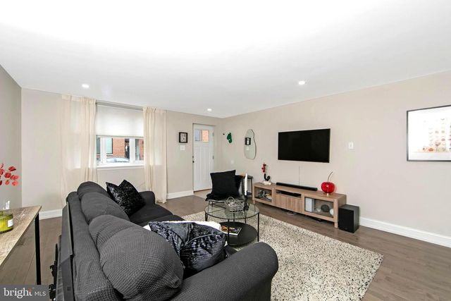 1710 S 4TH ST, Philadelphia, PA 19148