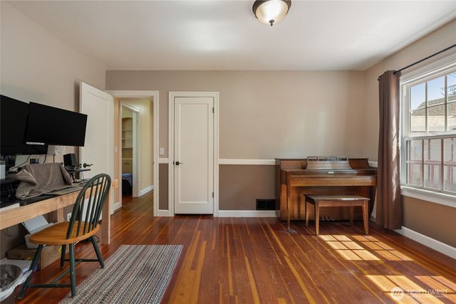 497 Central Avenue E, Tenino, WA 98589