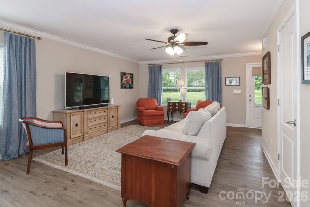 1123 Valley Street, Statesville, NC 28677