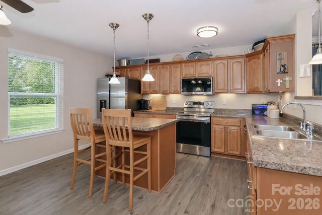 1123 Valley Street, Statesville, NC 28677