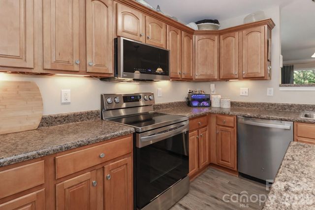 1123 Valley Street, Statesville, NC 28677