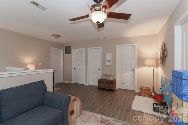 1123 Valley Street, Statesville, NC 28677