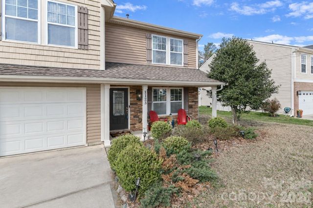 1123 Valley Street, Statesville, NC 28677